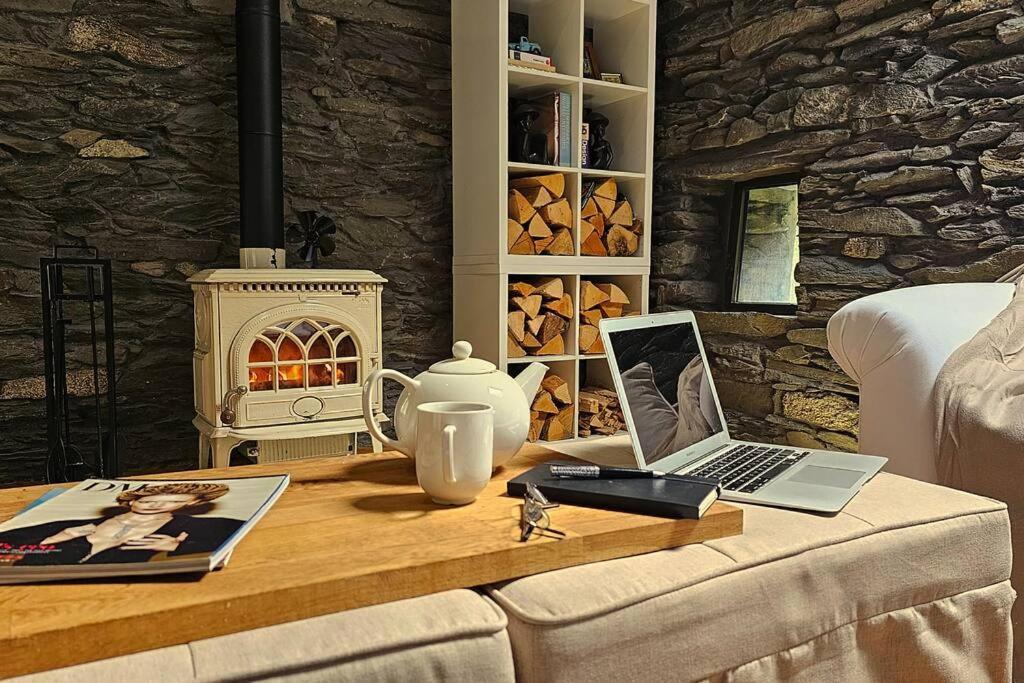Chalet Exceptional Stone Mountain House Saint-Michel-de-Maurienne