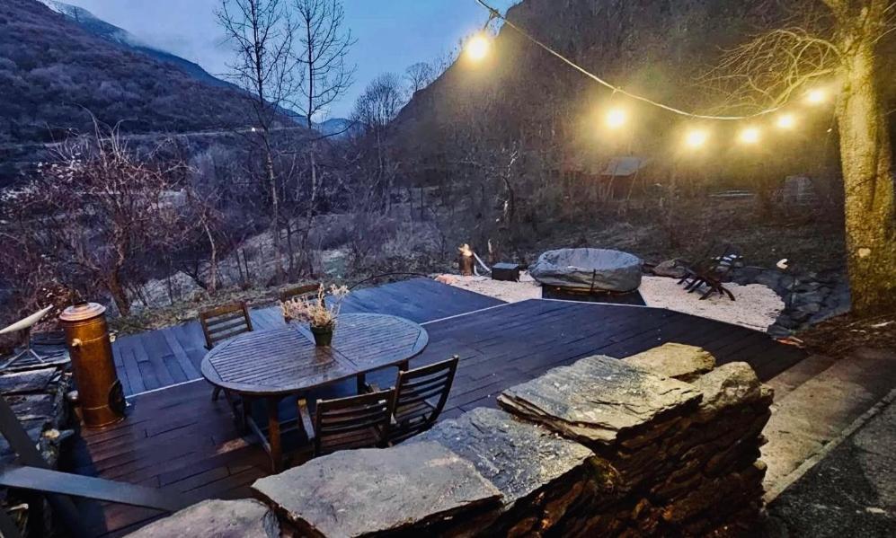 Chalet Exceptional Stone Mountain House Saint-Michel-de-Maurienne